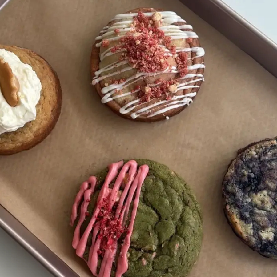 A pink tray of stuffed cookies